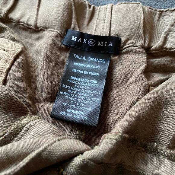 Womens Linen Shorts - Picture 3 of 4